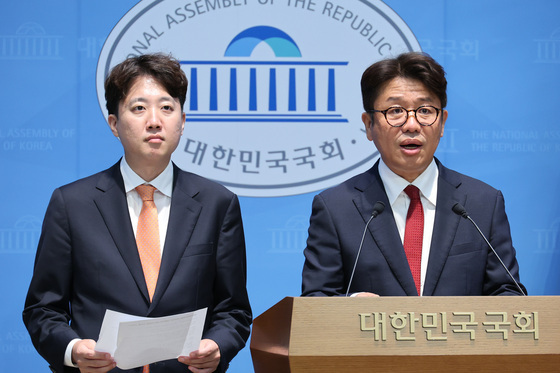 野 유의동·이준석, 반도체 합공…"용인 투자계획 호남 대체 안 돼"