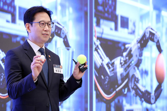 '피지컬 AI 1강' 승부수…정부, 합성데이터·독자모델 키운다
