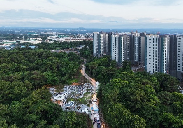 제주 첫 민간공원 품은 '제일풍경채'…입주예정자 조경 설명회