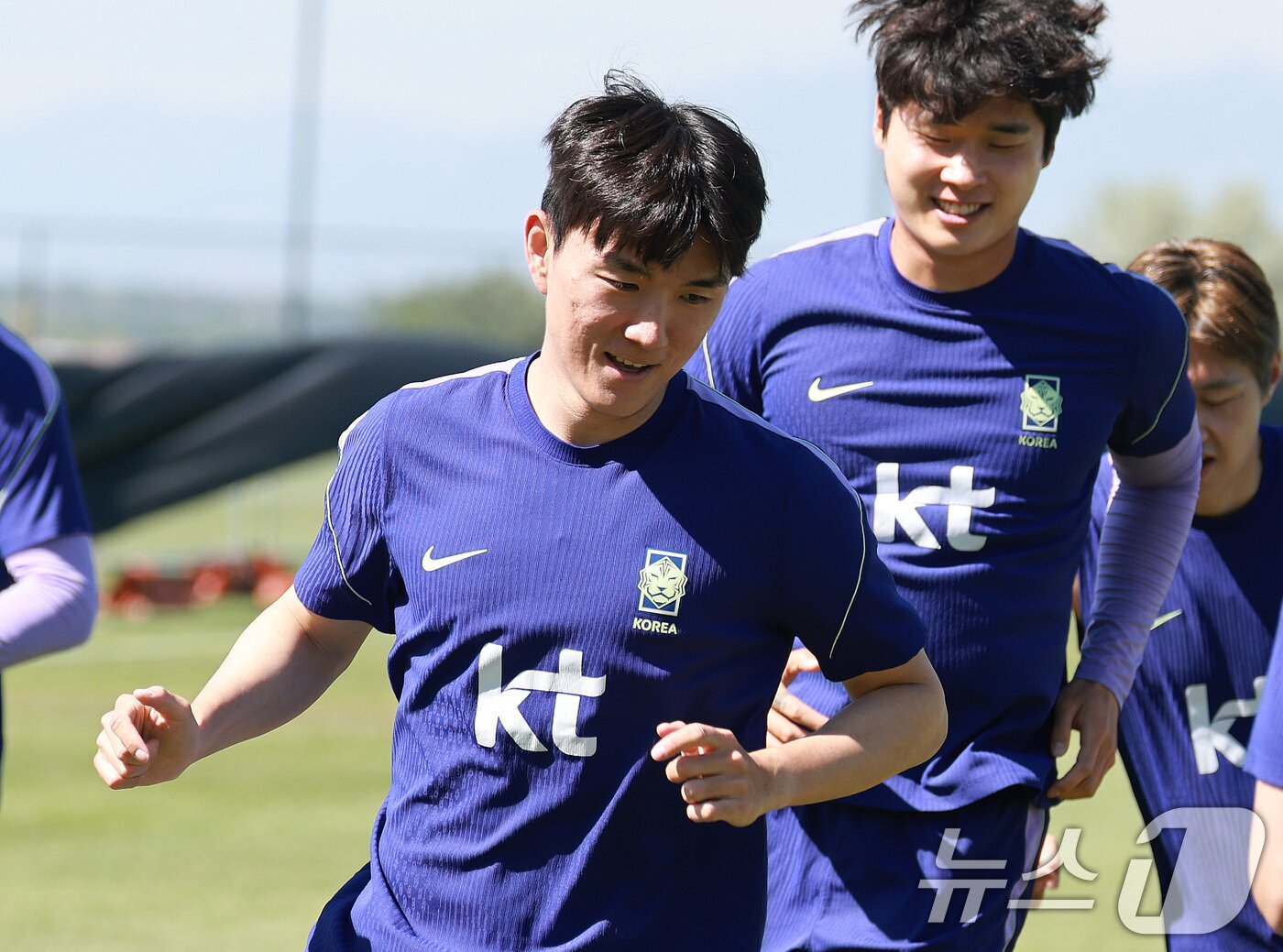본문 이미지 - 대한민국 축구대표팀 황인범이 2일(현지시간) 미국 유타주 헤리먼에 위치한 자이언스뱅크 트레이닝센터에서 훈련을 하고 있다. 2026.6.3 ⓒ 뉴스1 임세영 기자