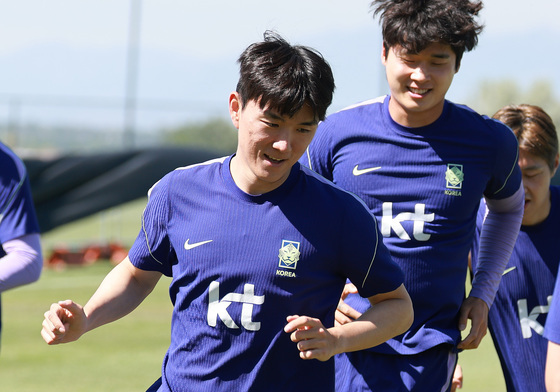 훈련하는 황인범
