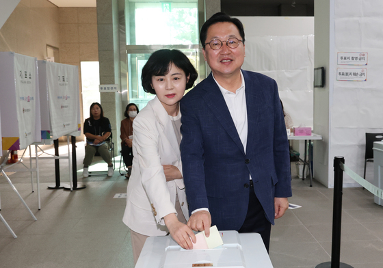 투표하는 이장우 대전시장 후보