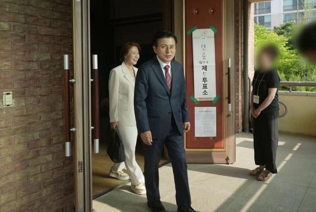 황교안, 보수후보 단일화 무산에 "뭉쳐서 같이 죽는 길 갈 수 없었기 때문"