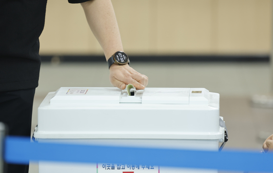 [투표율] 오후 1시 전남 56.1%…신안 76.3%로 가장 높아