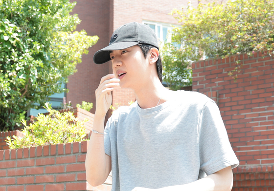 투표 마친 진