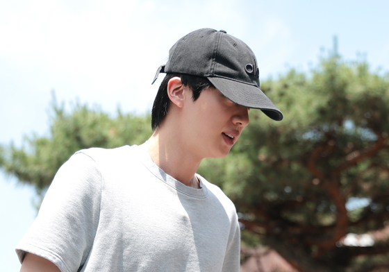 BTS 진, 제9회 지방선거 투표 참여