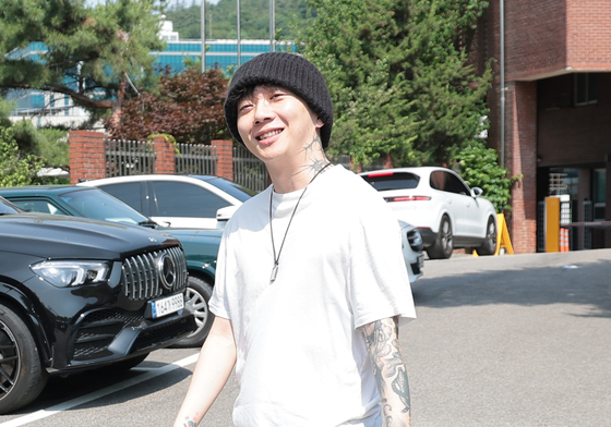 투표 마친 래퍼 우원재