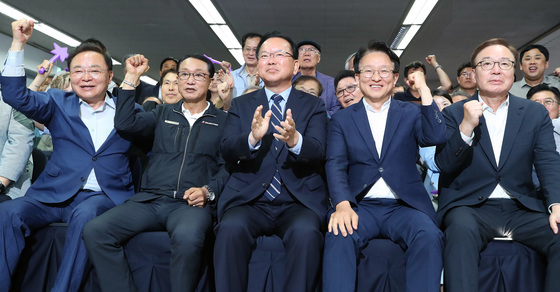 "김부겸! 김부겸!"