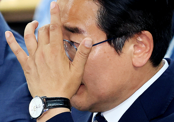 이재명 대통령 시계 착용한 박찬대 인천시장 후보