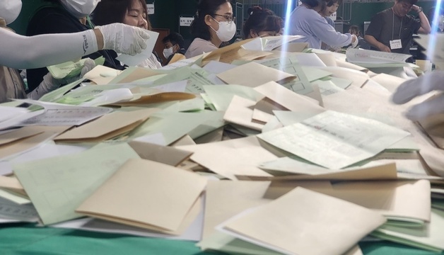 [개표상황] 오후 9시 지선 개표율 5% 이상 9곳…민주 7 국힘 2 우세