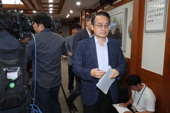 장동혁 대표 면담 마친 허철훈 사무총장