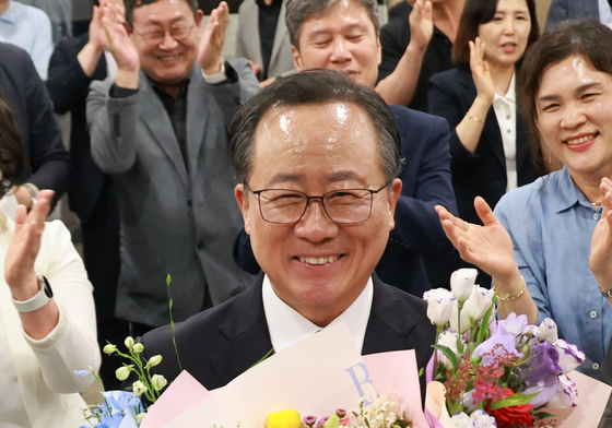 김석준, 부산시교육감 개표 초반부터 '압도적 1위'…당선 확실