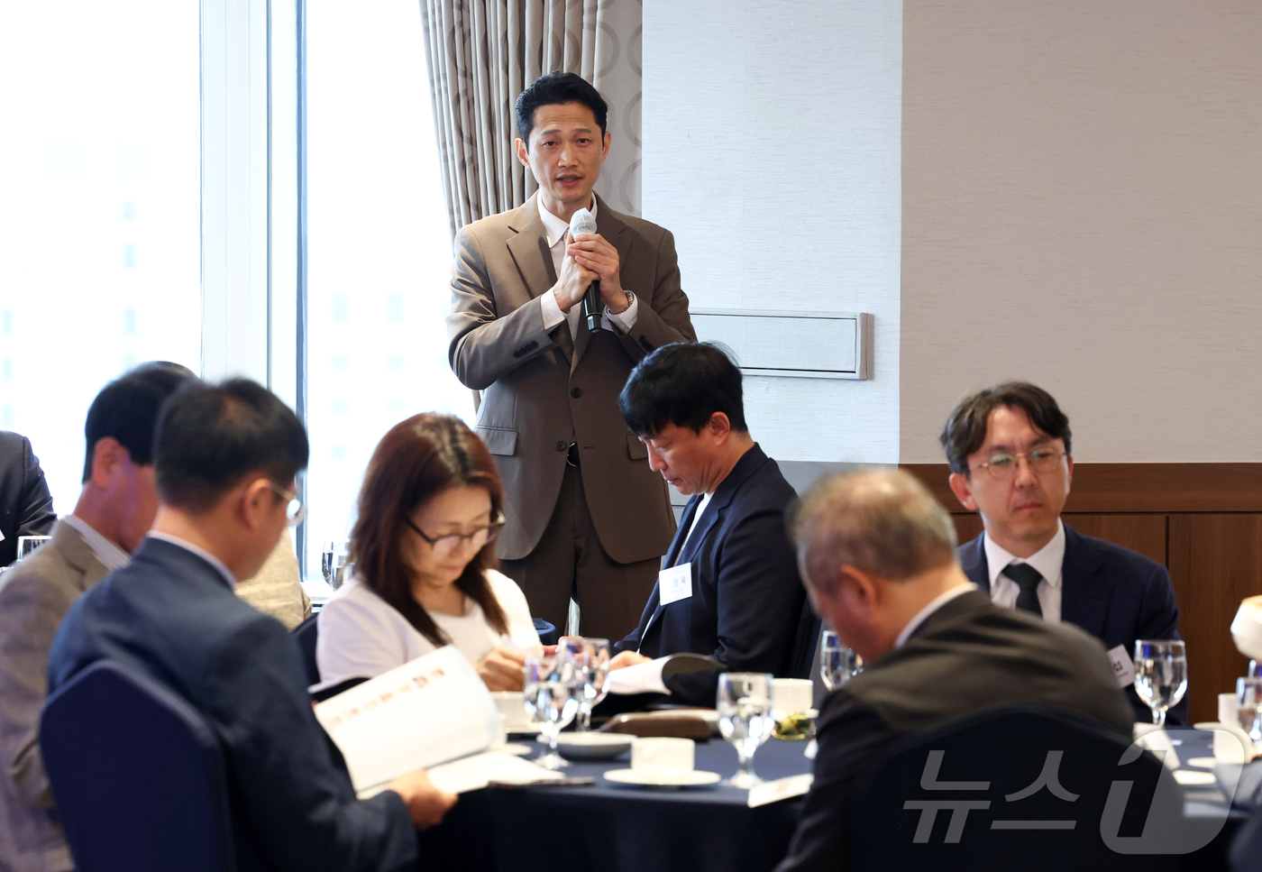 (서울=뉴스1) 최지환 기자 = 한성민 강스템바이오텍 재무팀장이 30일 오전 서울 중구 롯데호텔에서 열린 '제28회 바이오리더스클럽'에서 발언하고 있다. 2026.6.30/뉴스1