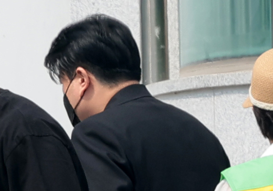 김호중, 음주운전 뺑소니 사건 후 가석방 출소