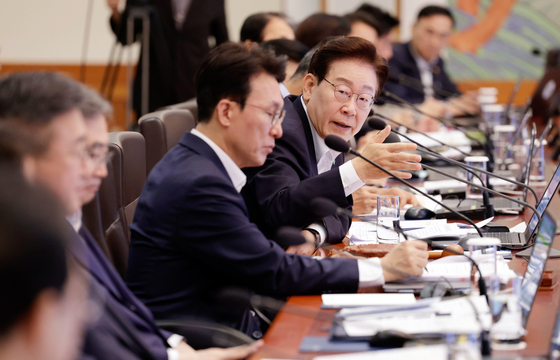 이재명 대통령, 국무회의 겸 비상경제점검회의 발언