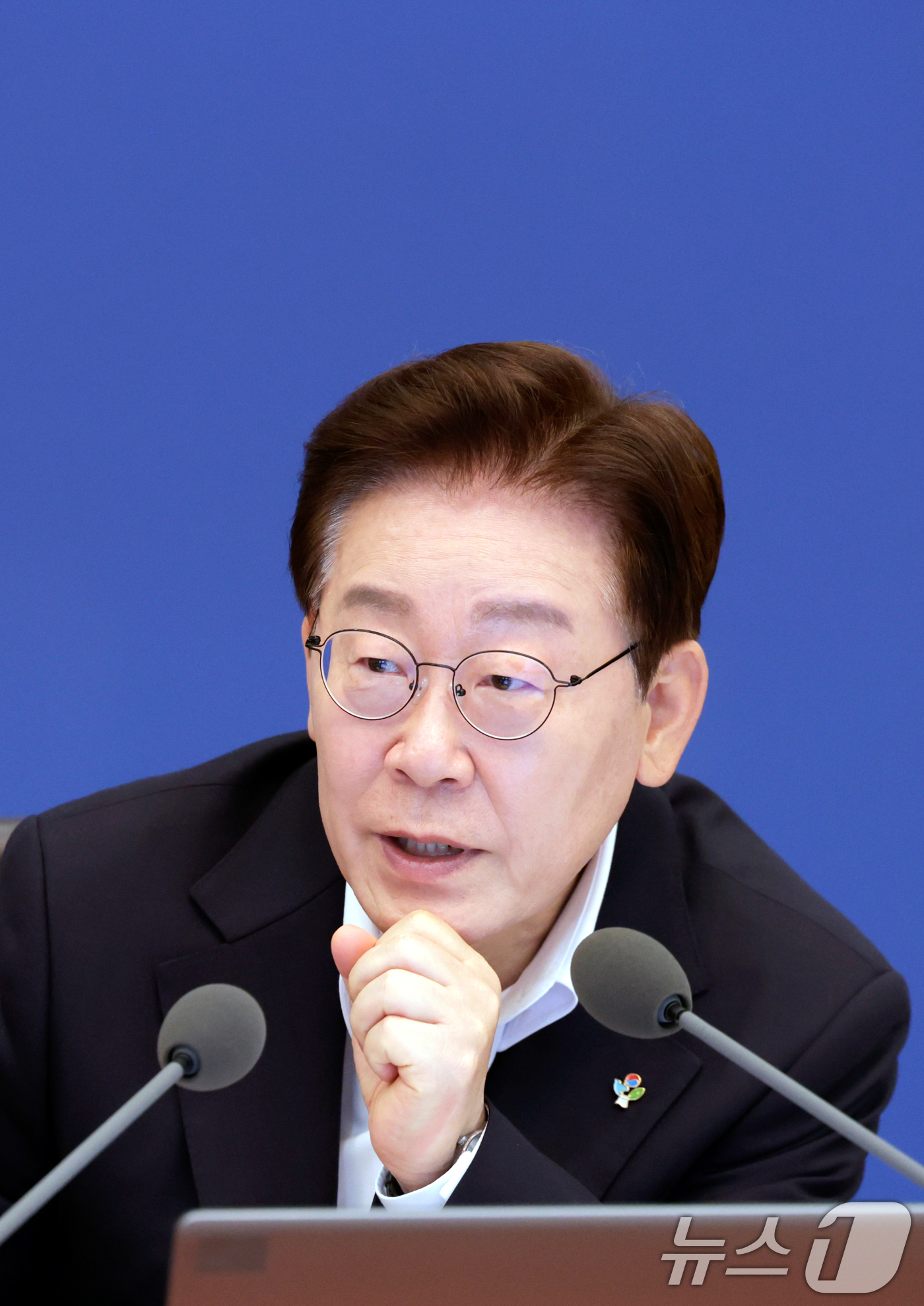 (서울=뉴스1) 이재명 기자 = 이재명 대통령이 30일 청와대에서 열린 국무회의 겸 비상경제점검회의에서 발언하고 있다. 2026.6.30/뉴스1