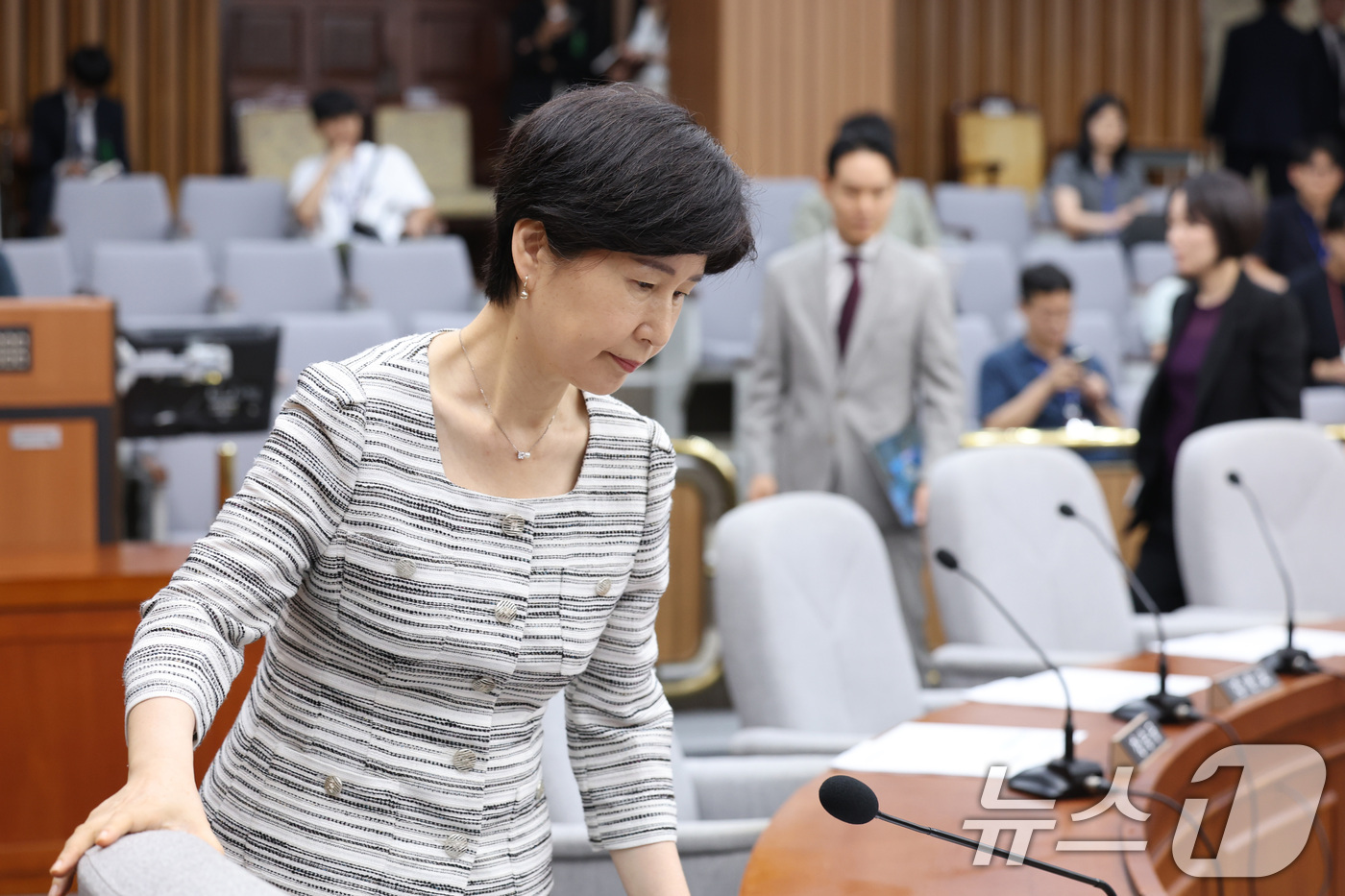 (서울=뉴스1) 신웅수 기자 = 백혜련 위원장이 30일 서울 여의도 국회에서 열린 국무총리(한성숙)임명동의에관한인사청문특별위원회 전체회의에서 참석하고 있다. 2026.6.30/뉴스 …