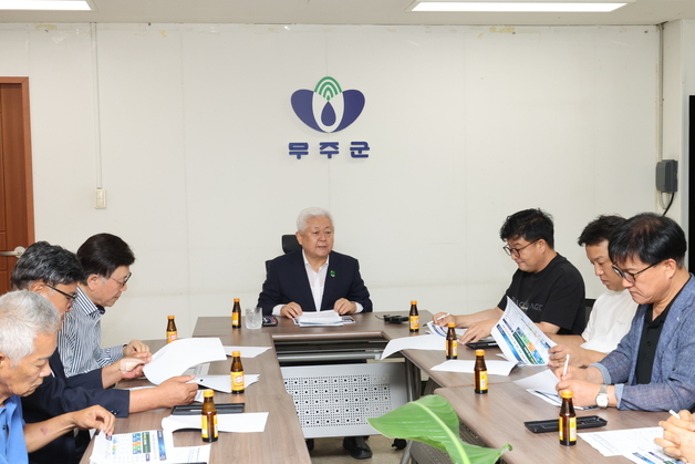 황인홍 무주군수, 민선 9기 청사진…"기본사회·항공우주 도약"