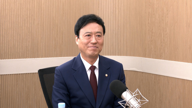 [인터뷰 전문] 정성국 "장동혁 사퇴하면 곁에 사람 있겠나…한동훈은 있었다"
