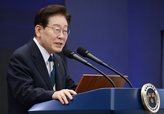20분 현장 애드리브 李대통령 "전남·광주, 얼마나 서럽고 외롭고 슬펐겠나"
