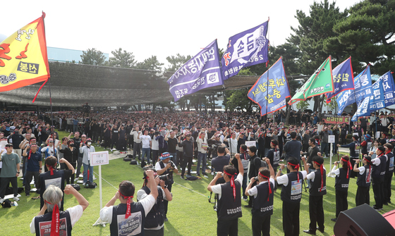 현대차 노사 '15차 교섭' 막판 줄다리기…파업 여부 분수령