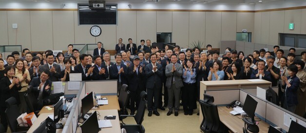 전재수 인수위 해단…"민선 9기 부산시정 성공은 선택 아닌 필수 과제"