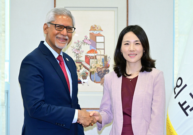 김진아 2차관, IFRC 사무총장 면담…인도적 지원 협력 논의