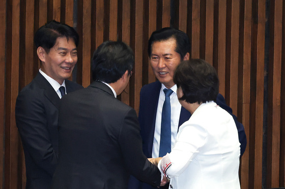 대화하는 정청래·서영교