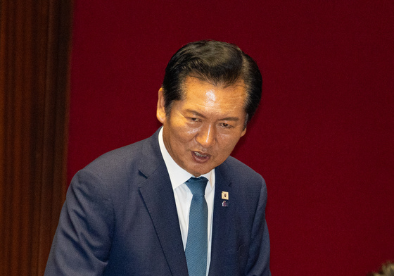 상임위원장 및 예결위원장 선거 투표하는 정청래