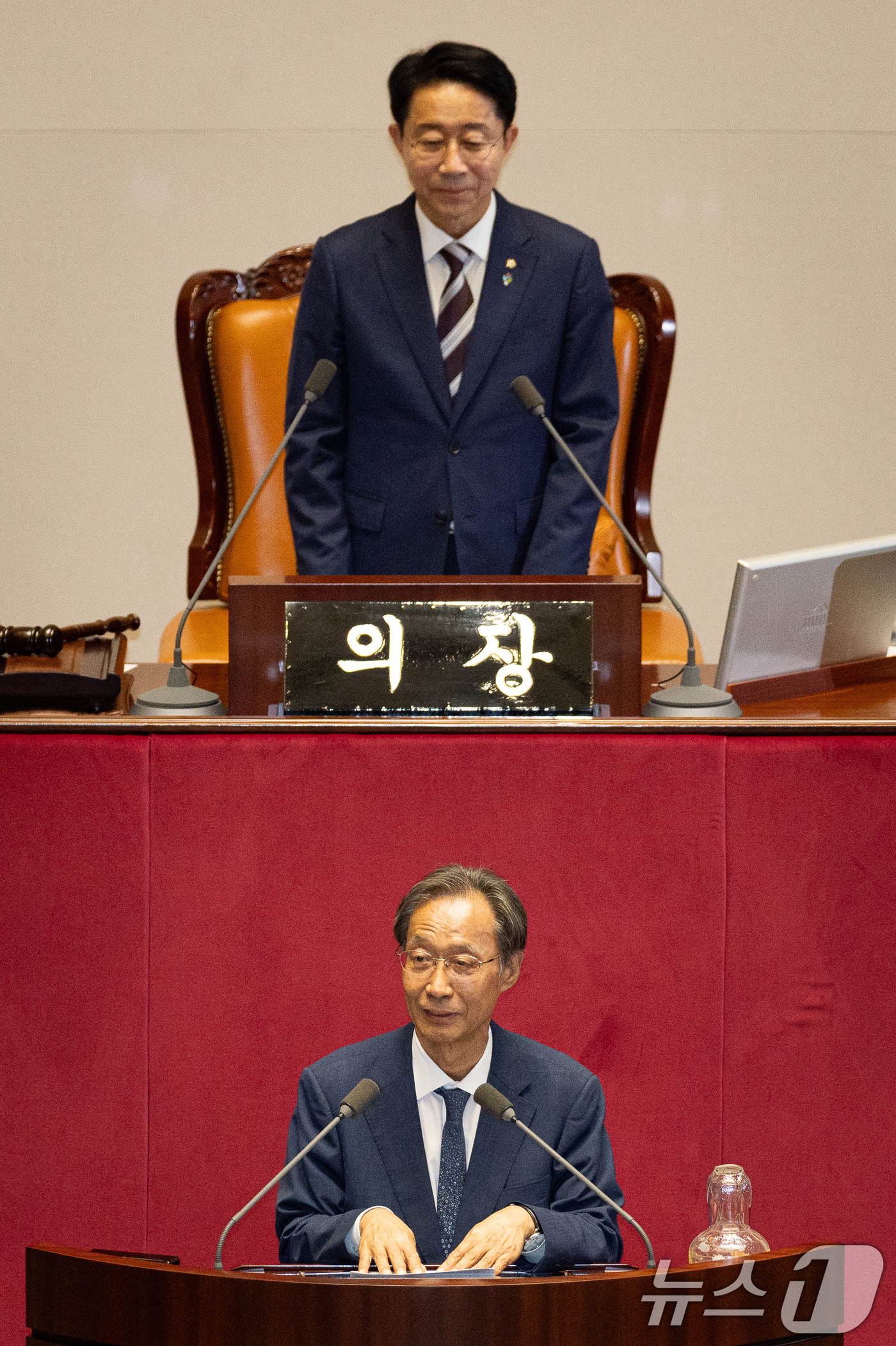 (서울=뉴스1) 유승관 기자 = 제22대 국회 후반기 유동수 정무위원장이 30일 서울 여의도 국회에서 열린 제436회 국회(임시회) 제4차 본회의에서 당선인사를 하고 있다. 202 …