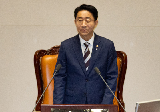인사말하는 고용진 신임 국회사무총장