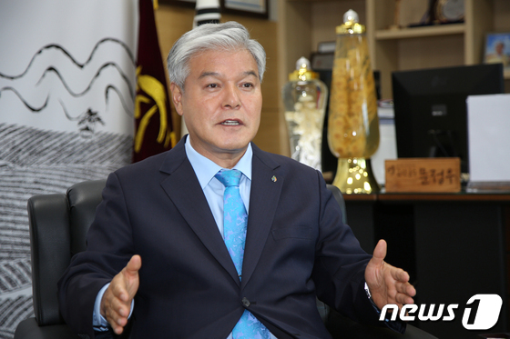 [6·3 지선] 문정우 민주당 충남 금산군수 후보 '당선 확실'