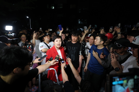 잠실7동 제2투표소 찾은 김은혜 의원