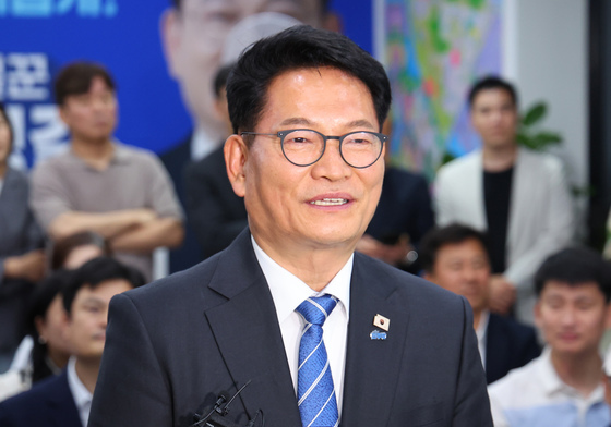 소감 밝히는 송영길 후보