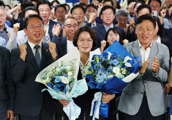 [6·3 지선] 경기, 추미애 당선 확정…시군은 민주 19 vs 국힘 12