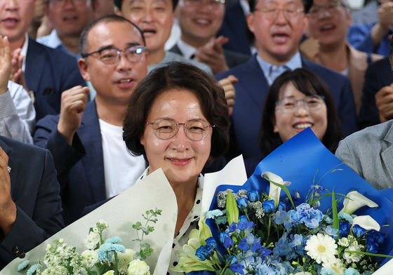 추미애 경기도지사 당선 확실…첫 여성 광역단체장 탄생