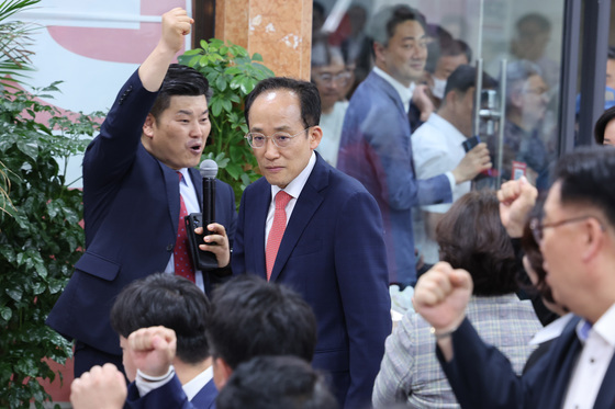 선거사무소 들어서는 추경호