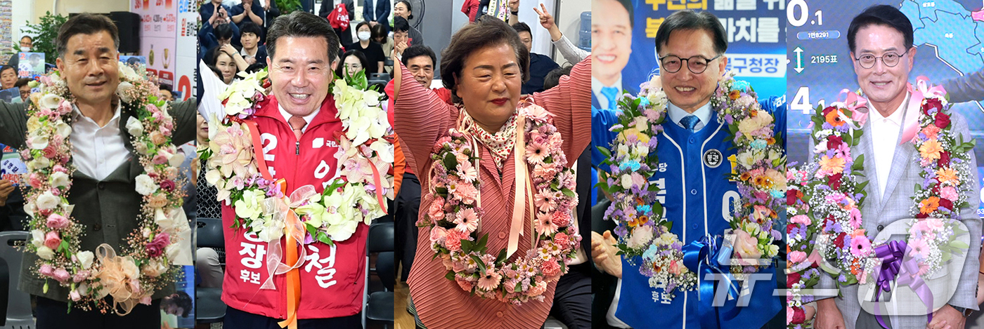 (울산=뉴스1) 조민주 기자 = 6·3 지방선거에서 당선된 김영길 국민의힘 울산 중구청장 후보(왼쪽부터), 임현철 국민의힘 남구청장 후보, 천기옥 국민의힘 동구청장 후보, 이동권 …