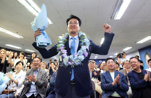 '11대 5' 진보 교육감 전성시대…서울 정근식·경기 안민석(종합)
