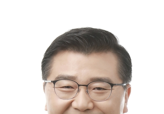 서울 중랑구청장, 민주당 류경기 당선…"부시장서 3선 구청장으로"