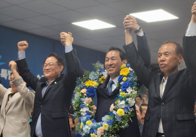 [6·3 지선] 우상호 "갈등보다 통합…도민 삶 속으로 깊게 다가갈 것"