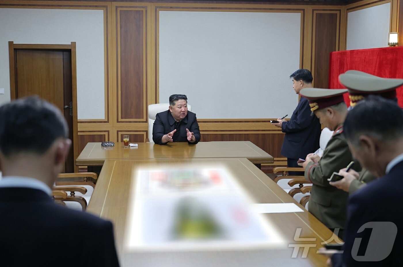 본문 이미지 - (평양 노동신문=뉴스1) = 노동당 기관지 노동신문이 4일 공개한 핵탄두 설계도 추정 자료. [국내에서만 사용가능. 재배포 금지. DB 금지. For Use Only in the Republic of Korea. Redistribution Prohibited] rodongphoto@news1.kr