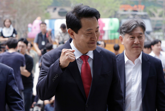 "오세훈 당선에 걸어 2.5억 수익"…해외 예측시장은 선거 도박판