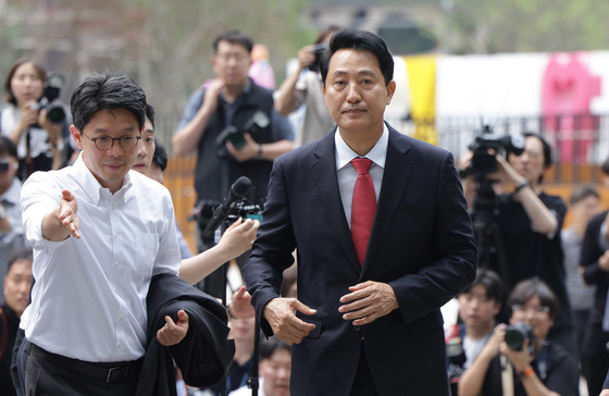 5선 성공하고 시청으로 귀환하는 오세훈