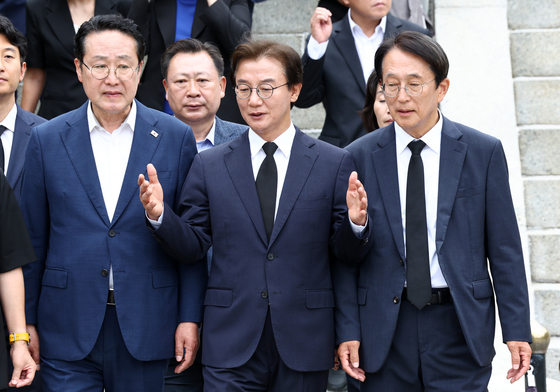 충렬사 참배 마친 전재수