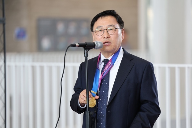 '재선' 정근식, 서울교육청 '금의환향'..."화해·통합 서울교육 복원"