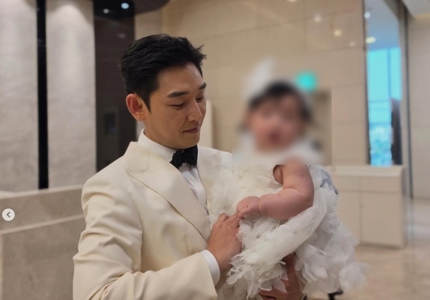 강신효, 깜짝 결혼 3주만에 딸 존재도 고백 "가장 큰 축복…책임감 배워"
