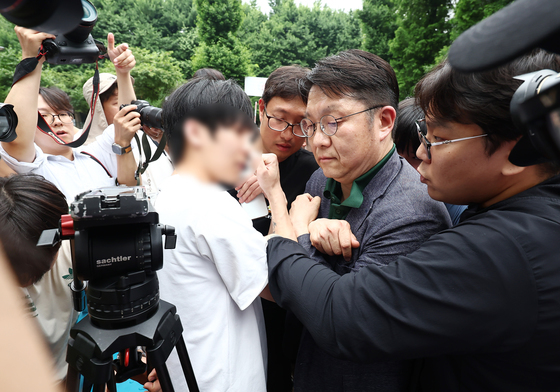 서울시선관위 사무처장, 송파 개표소 방문…신변 안전 우려에 철수