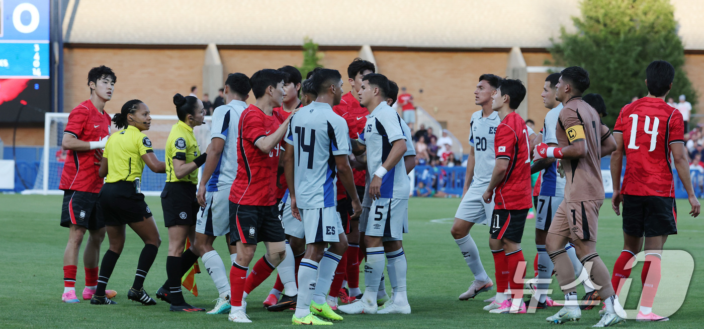 (프로보(유타주)=뉴스1) 임세영 기자 = 대한민국 축구대표팀 선수들이 3일(현지시간) 미국 유타주 솔트레이크시티 브리검 영 대학교 BYU 사우스필드 경기장에서 2026 국제축구연 …