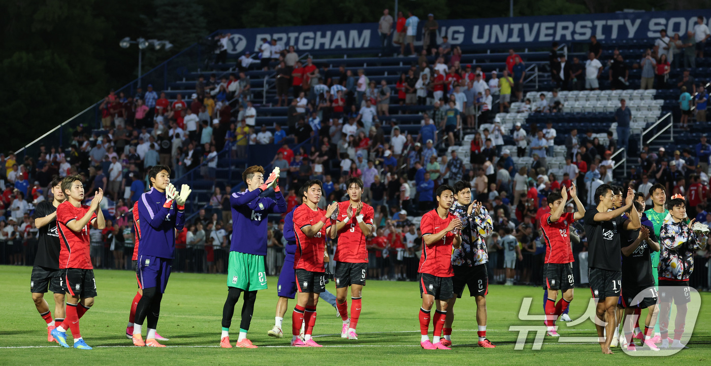 (프로보(유타주)=뉴스1) 임세영 기자 = 대한민국 축구대표팀 선수들이 3일(현지시간) 미국 유타주 솔트레이크시티 브리검 영 대학교 BYU 사우스필드 경기장에서 2026 국제축구연 …